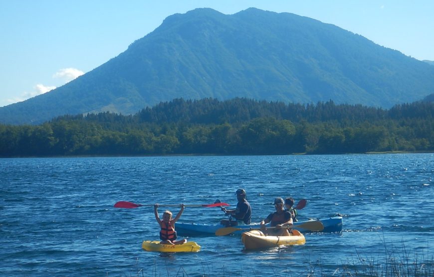 Kayak Lago Machónico