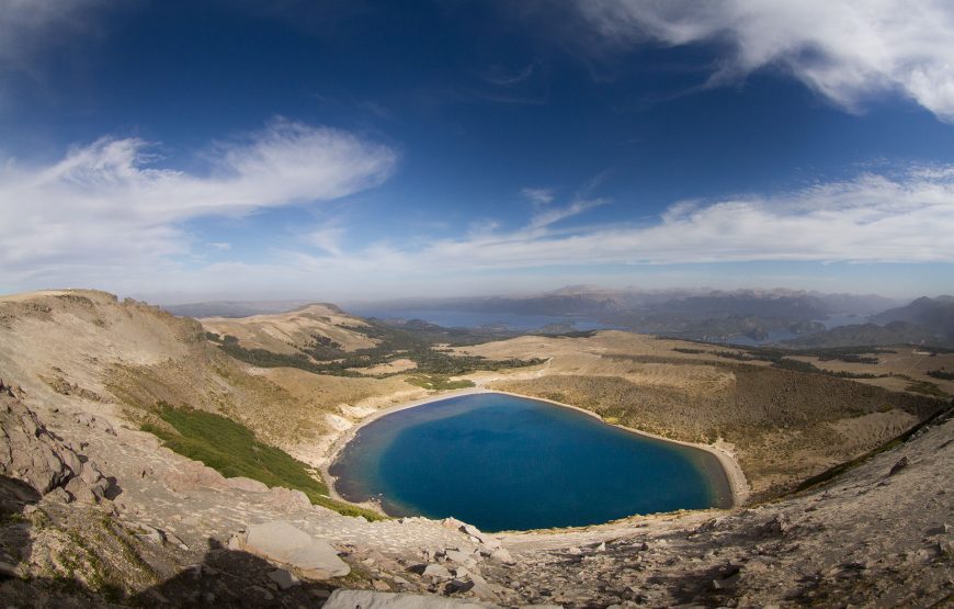 Villa Pehuenia + Aluminé + Volcán Batea Mahuida