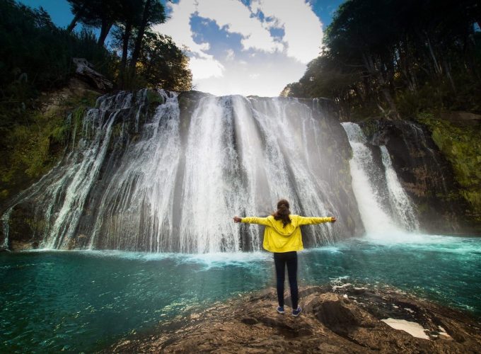 Ruta de los Siete Lagos + Cascada Ñivinco + Villa la Angostura