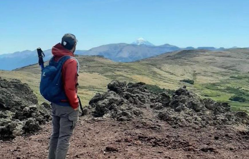 Trekking Cerro Colorado