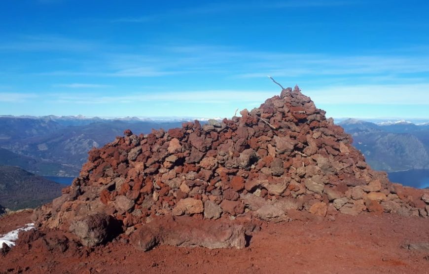 Trekking Cerro Colorado