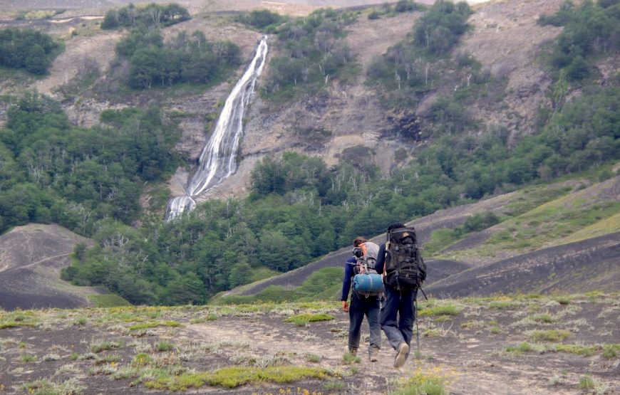 Trekking Volcán Achen Ñiyeu