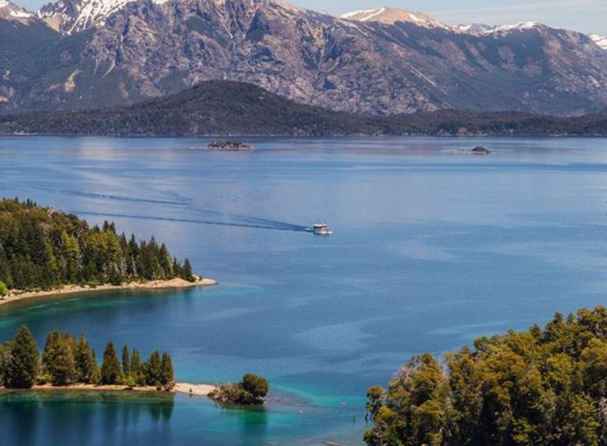 Excursión Lacustre a Isla Victoria y Bosque de Arrayanes